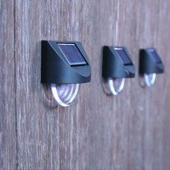 Aplica solara LED Practicpentrucasa, ABS/Policarbonat, rezistent la apa IP65, 1 LED, pentru gradina, casa, balcon, terasa, 1.2V, 600mah, 8.8 x 8.5 cm, alb cald