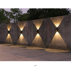 Lampa solara LED bidirectionala bicolora Practicpentrucasa, comutator culoare led, IP65, rezistent la apa, baterie 1.5 V, 400mah, 2 LED-uri, 13.5 x 9 cm, material ABS, multicolor