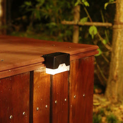 Set 4 Aplice Solare, Practicpentrucasa, Lumina LED-uri, IP65, din ABS+PC, 8-10 h Iluminare, Baterie 1.2 V 600 mAh, Montare pe Trepte/Borduri, Lumina Alb Cald, 7.9 x 5 cm, Negru