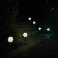Lampa solara LED, Sferica, Tip Glob Practicpentrucasa, Diametru 10 cm, Alb cald