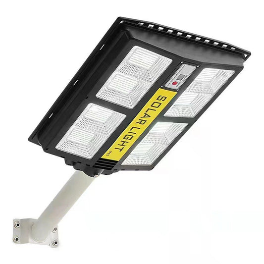 Lampa solara stradala Practicpentrucasa, cu telecomanda, senzor de miscare si lumina, suport prindere, 720 LED-uri, IP65, ABS, 15AH, 500W, temperatura culoare 6500K, 44.5x34.7x6.6 cm, autonomie 10-12 ore, negru